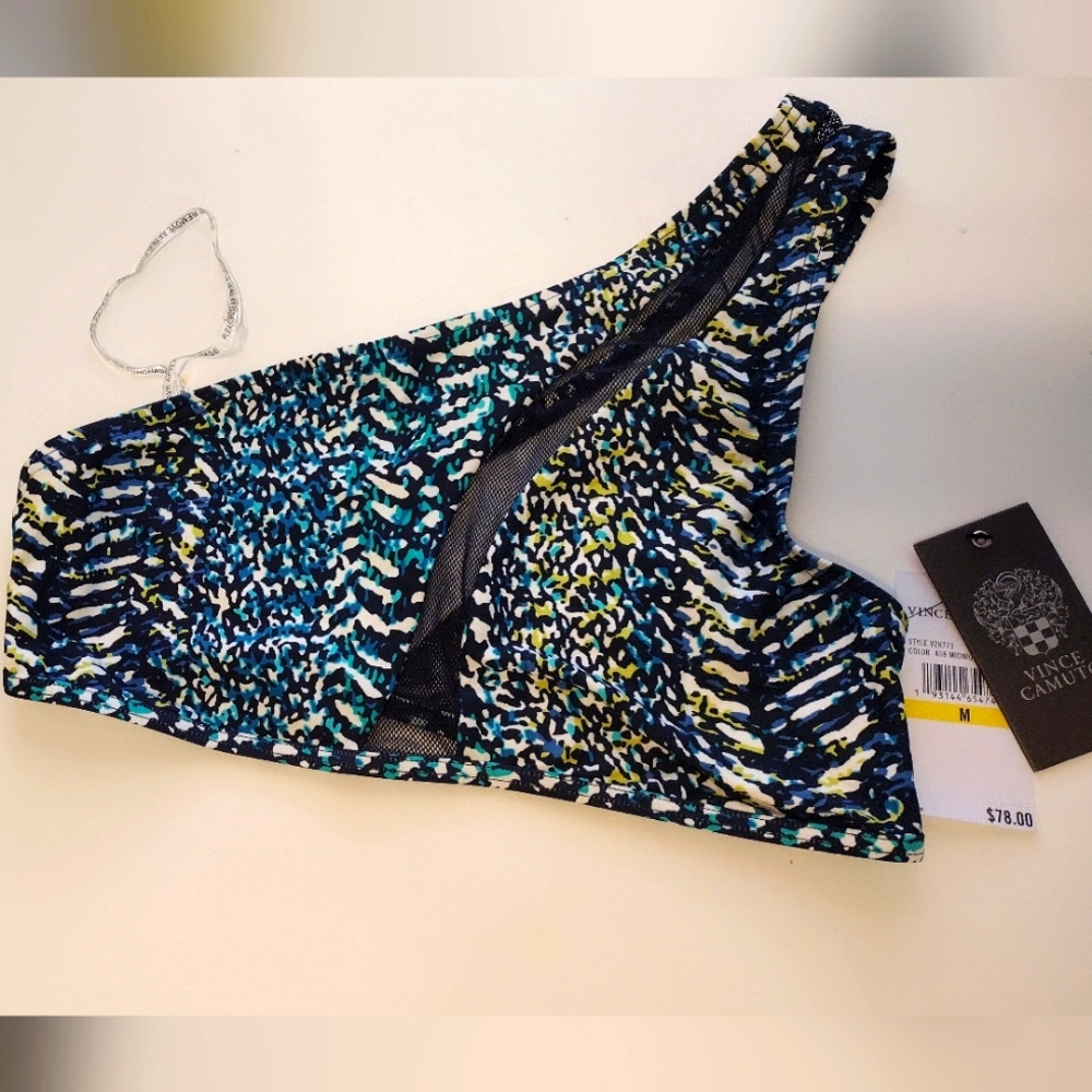 Vince Camuto Animal print one arm swim top
